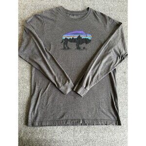 Patagonia Buffalo Graphic Logo Longsleeve Men’s M Organic Cotton Blend Worn Wear